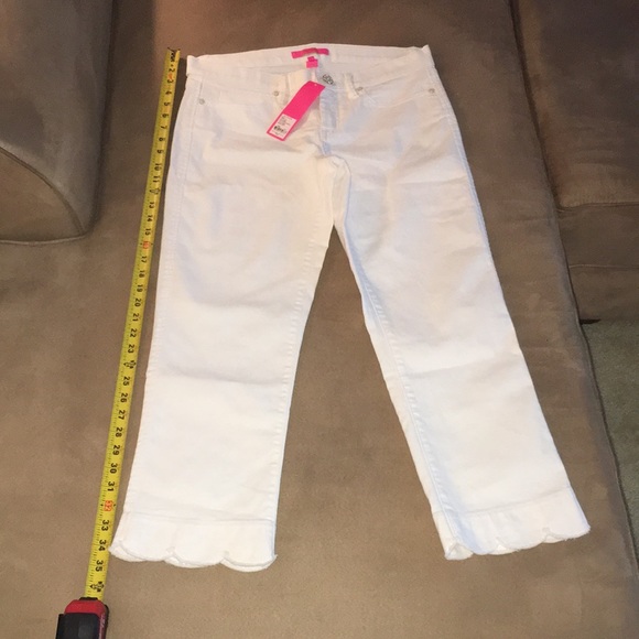 Lilly Pulitzer Pants - NWT’s Lilly Pulitzer South Ocean Slim Crop Size 10